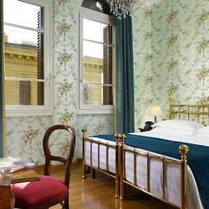 Kamer met een King Size Bed